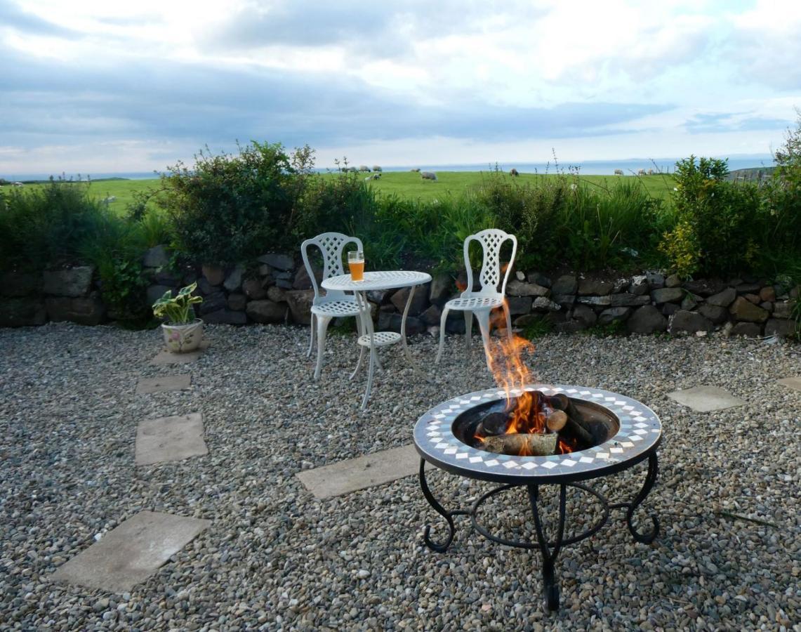 Main Street Cottage, Ballintoy Extérieur photo